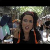 Embedded thumbnail for ACTITUD CALLE - LOS DE ABAJO FEAT. MALENA D&amp;#039;ALESSIO
